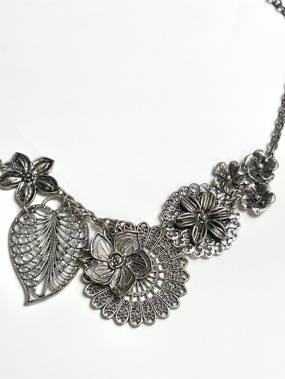 Premier Design Botanical Floral Necklace